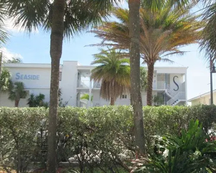 Seaside Beach Club