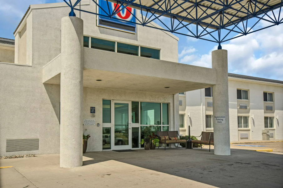 Motel 6 Big Springs, NE