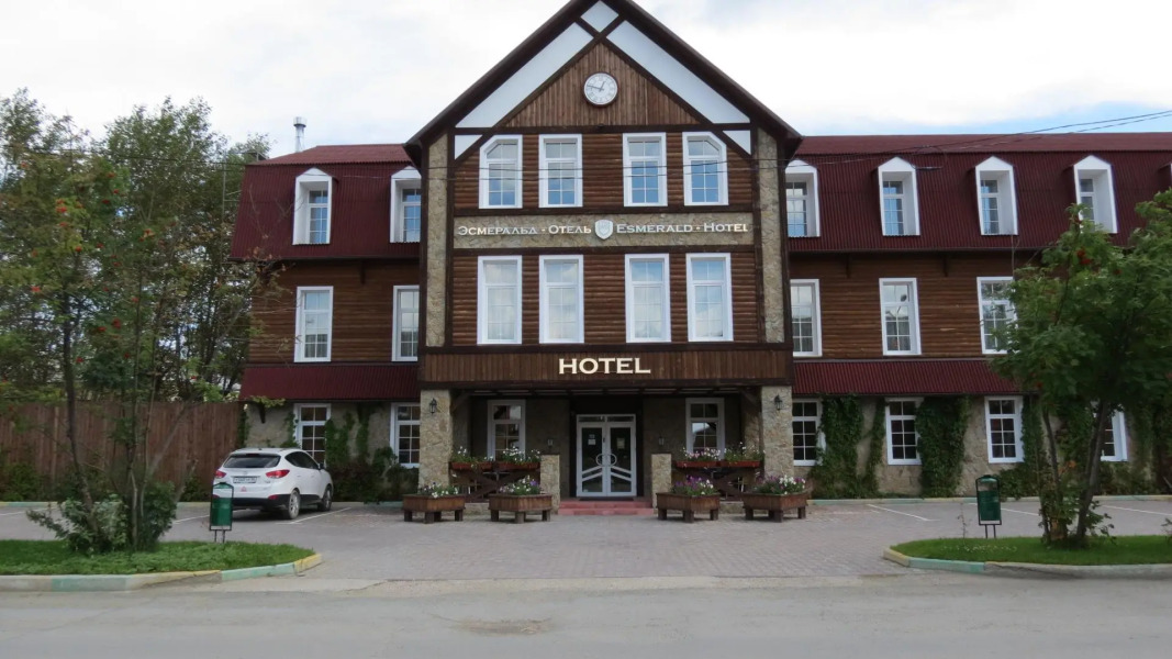 Отель Эсмеральд