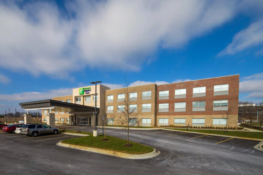 Holiday Inn Express & Suites Alpena - Downtown by IHG