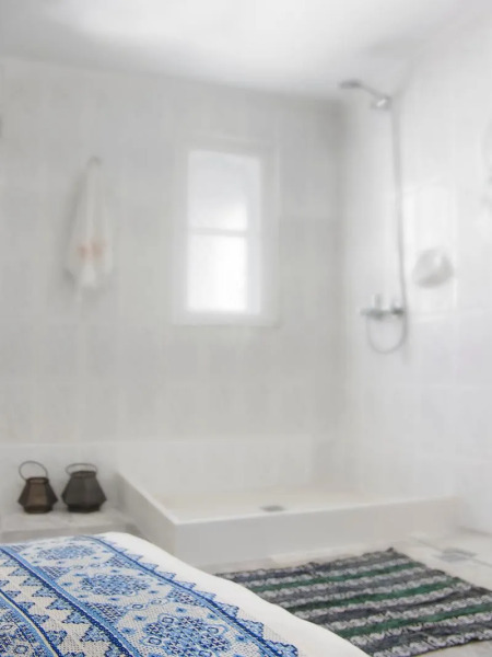 House 1910 by Zante Plaza