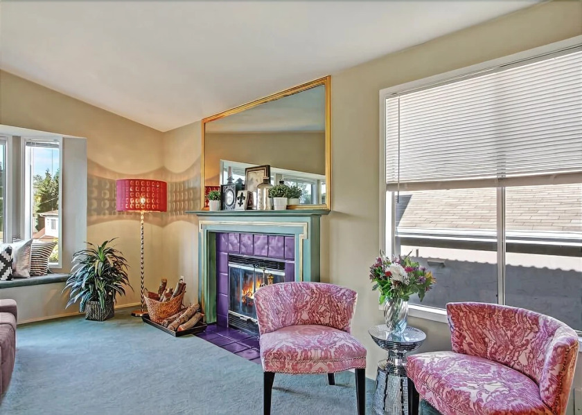 Phinney Suites Retreat - Two Bedroom Townhome with Fireplace