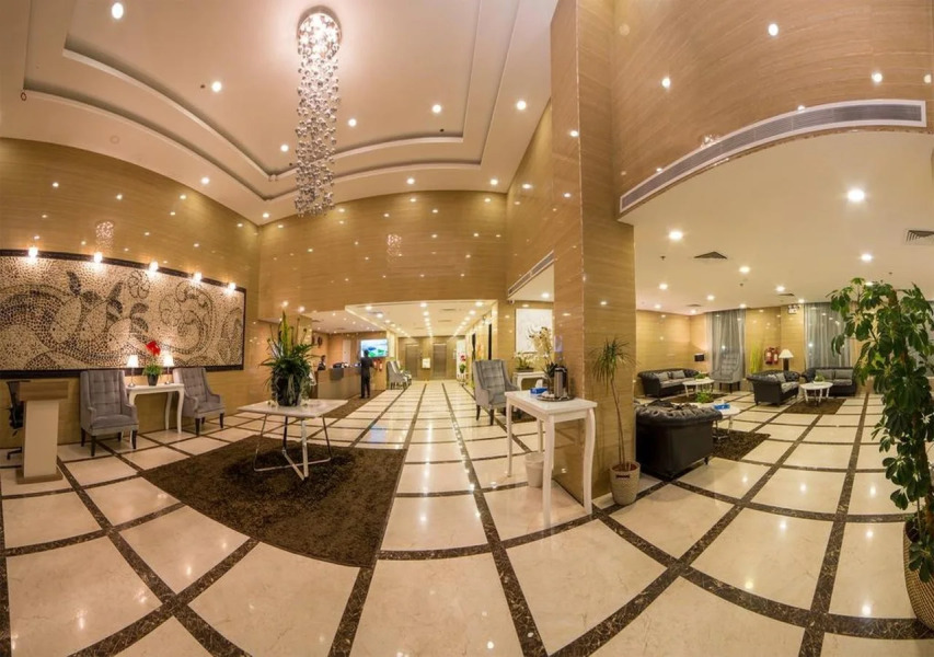 Golden Garden Al Corniche Hotel