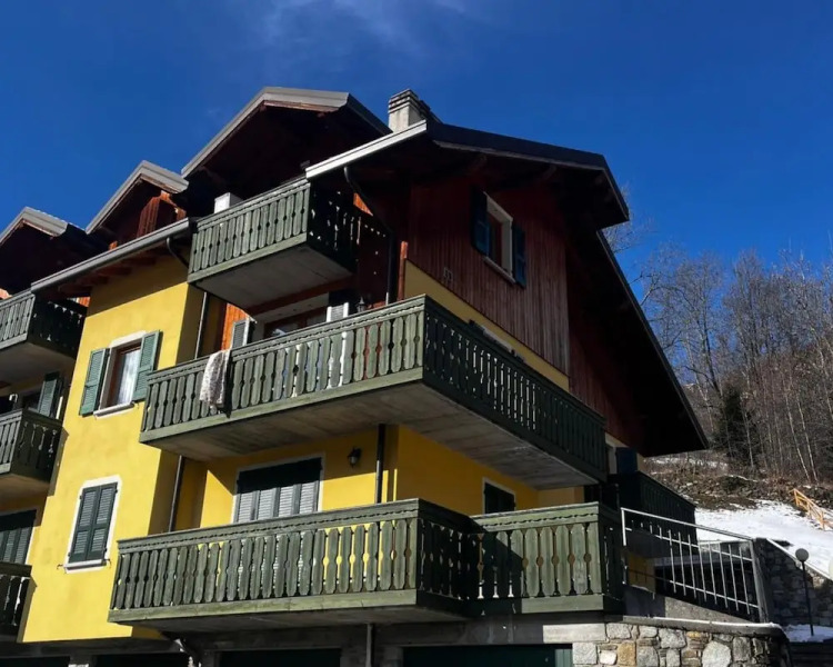 Sunshine in Vione With 2 Bedrooms and 1 Bathrooms