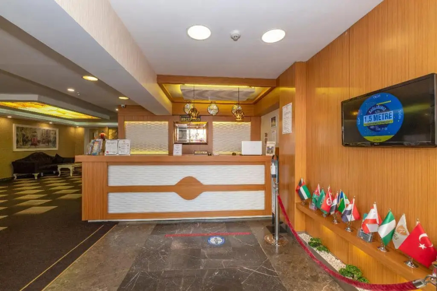Regno Hotel