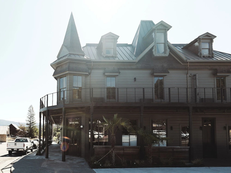 Thatcher Hotel