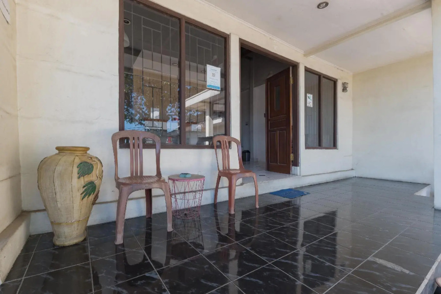 RedDoorz Syariah @ Jl Raya Sukabumi