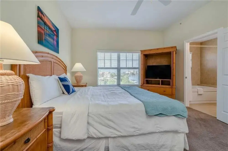 310 - Palms of Treasure Island