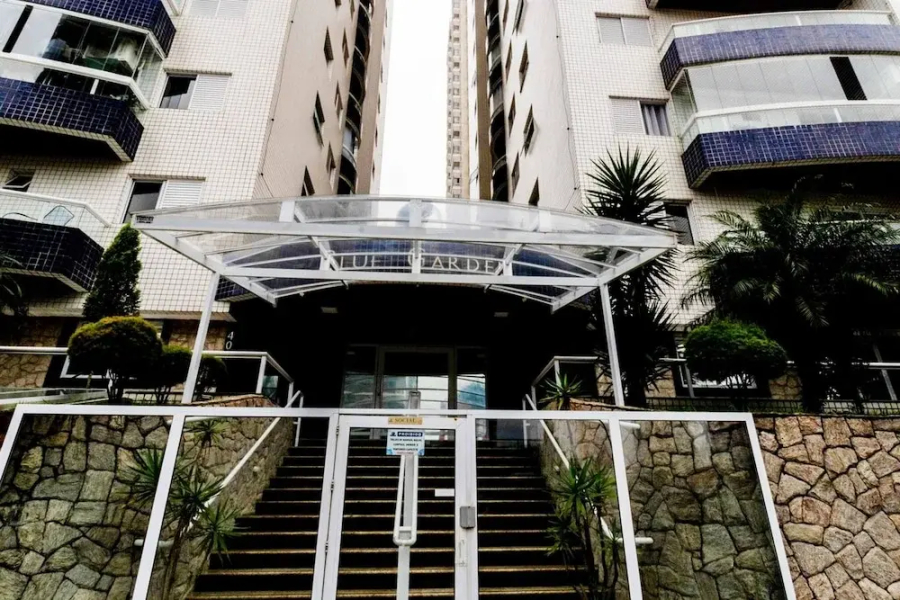 Apto a 500m da Praia Canto do Forte - Praia Grande