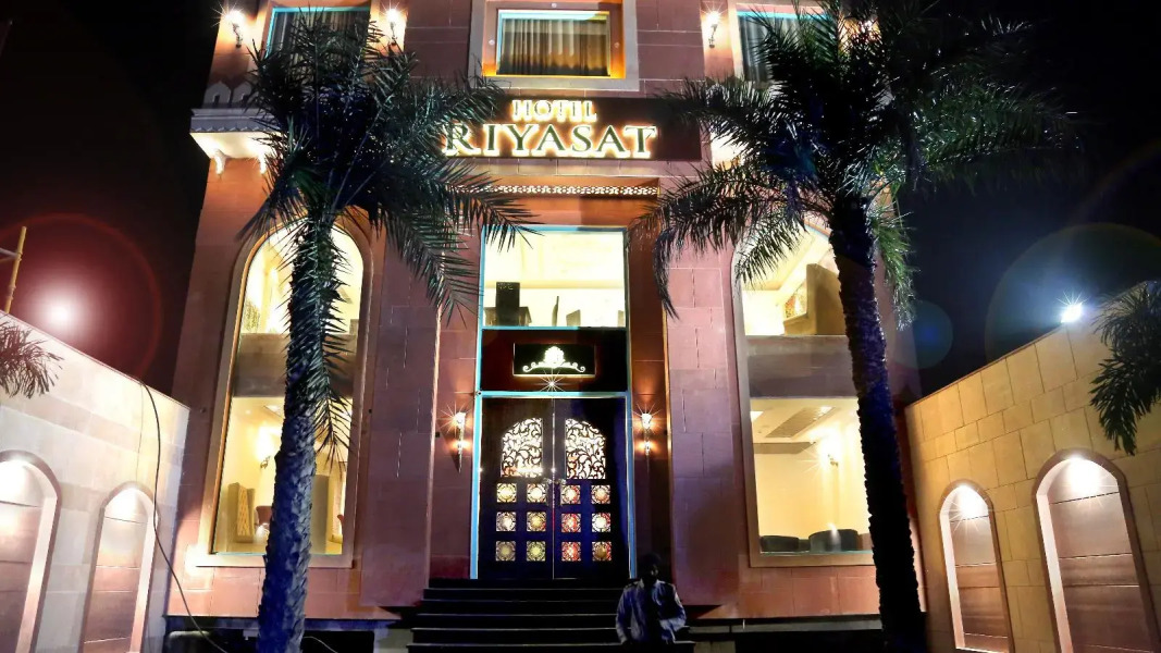 Hotel Riyasat