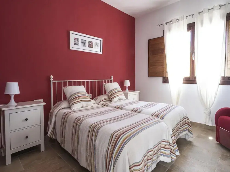 Spacious Villa With Games Area