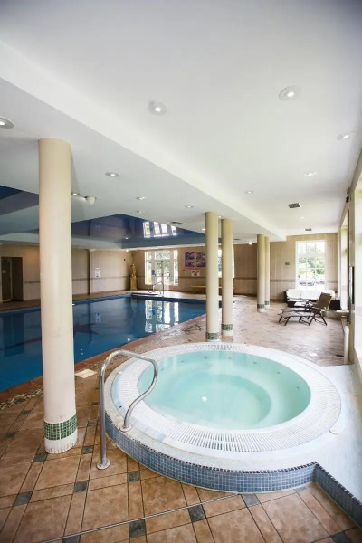 Shaw Hill Golf Resort & Spa Hotel