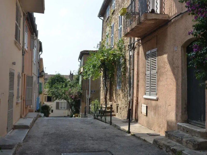 Beautiful House With Dishwasher Near the Popular St. Maxime