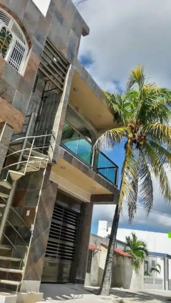 Kaeli's Caribbean Studios
