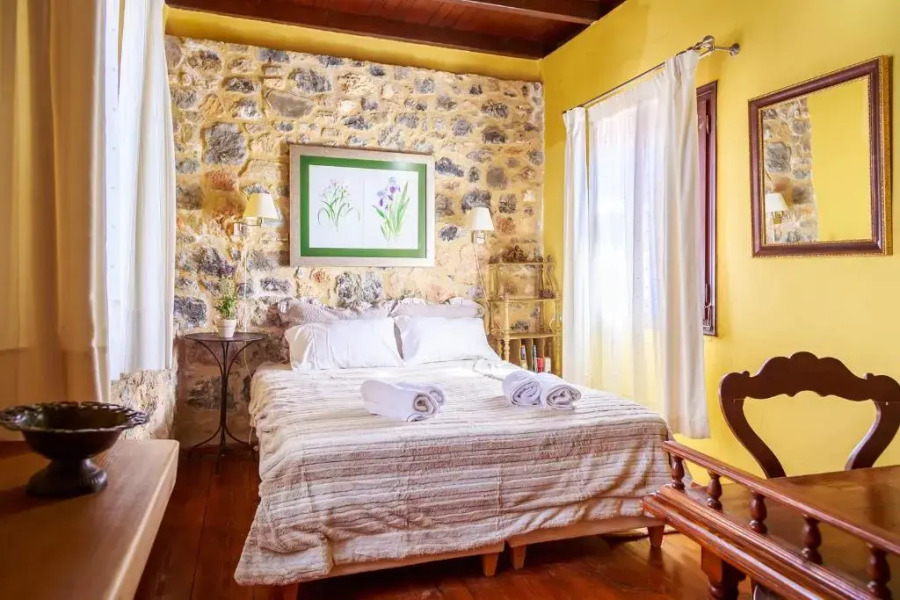 4 Bedrooms House With Sea View Jacuzzi And Enclosed Garden At Anatoli