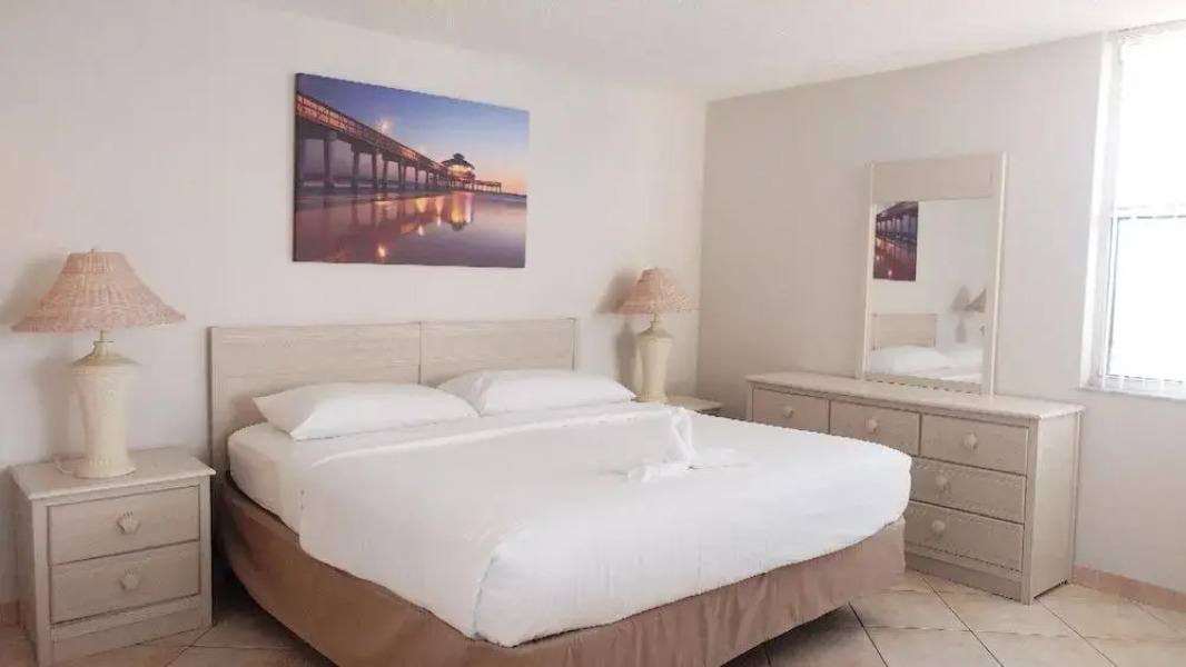 Lovers Key Beach Club and Resort