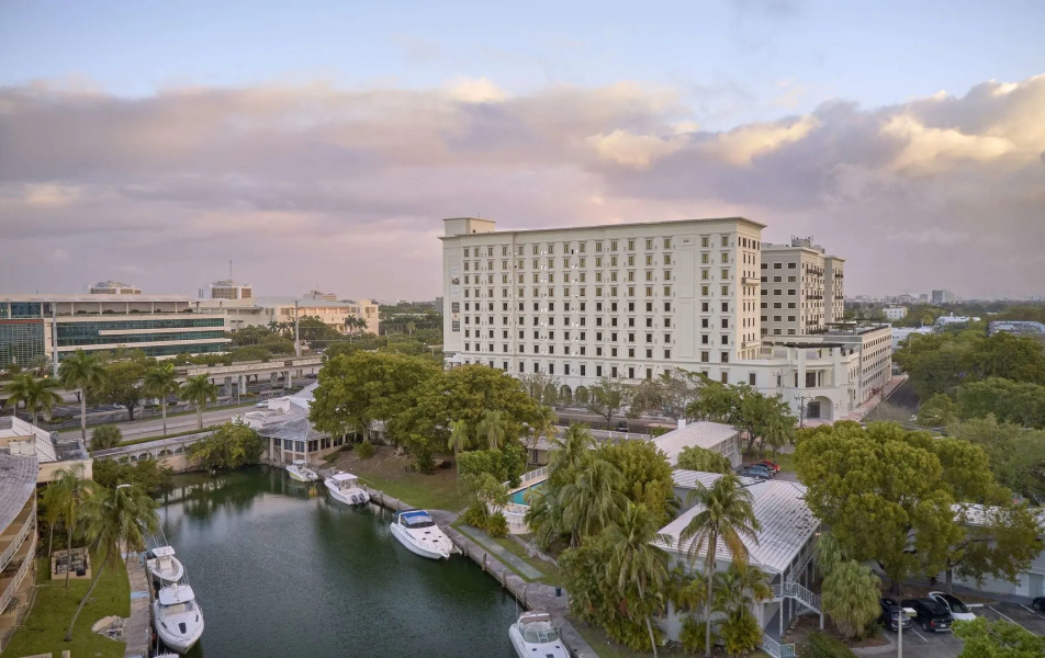 THesis Hotel Miami Coral Gables, Curio Collection by Hilton