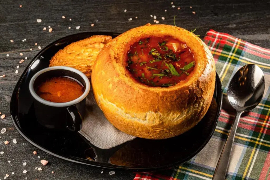 Pensiune Restaurant Lyra