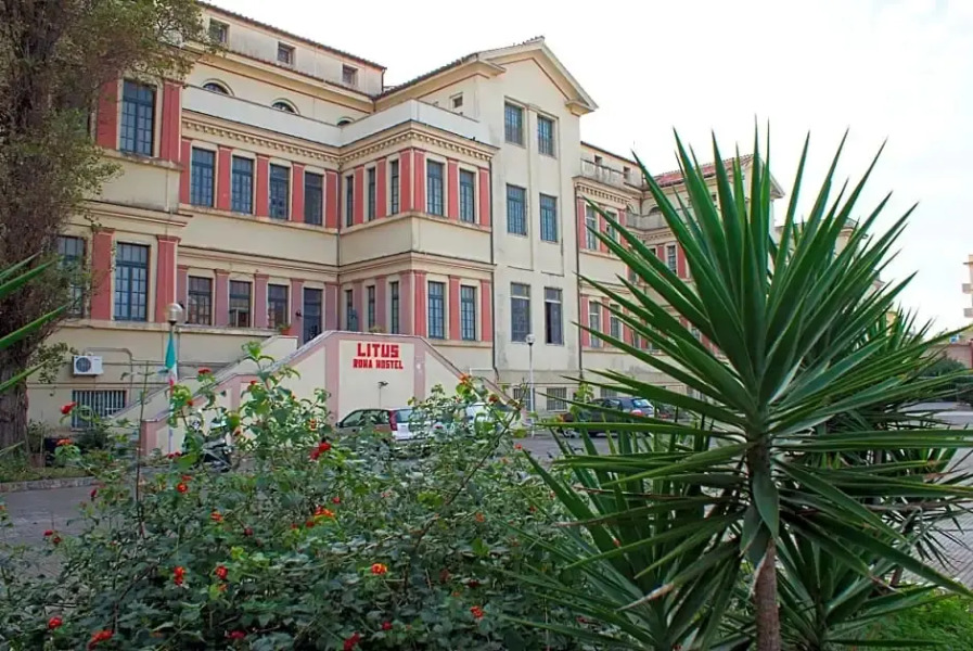 Litus Roma Hostel