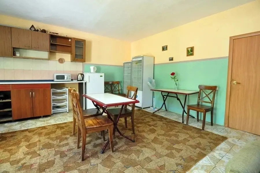 Merkurij Guest House