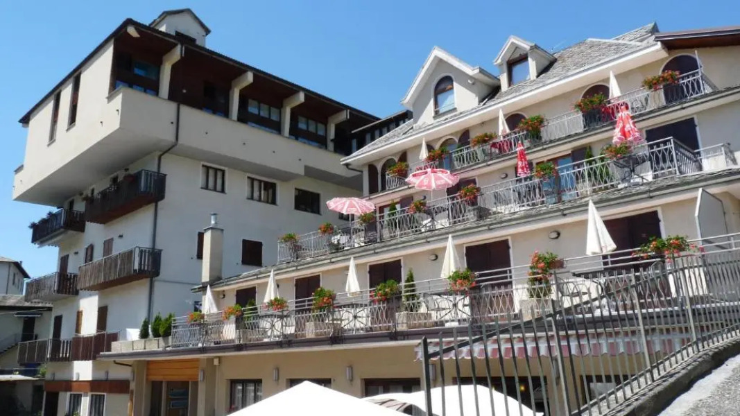 Appartamenti Hotel La Rosa