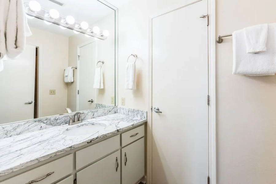 4400 Kingfish Dr Condo Unit 326 2 Bedrooms 2 Bathrooms Condo