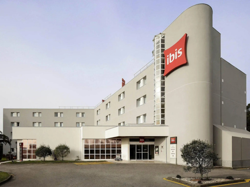 ibis Porto Gaia