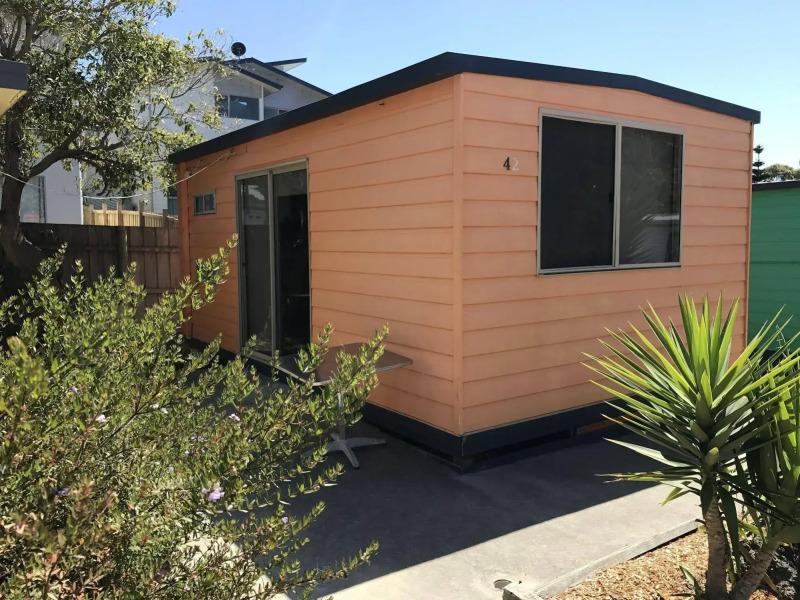 The Waterwheel Beach Cabins - Caravan Park