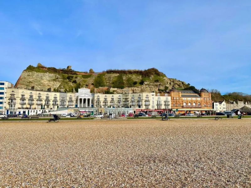 Stunning 2 bed with Sea View in Hastings Old Town
