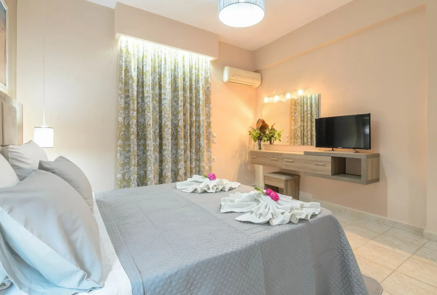 Artemis Room