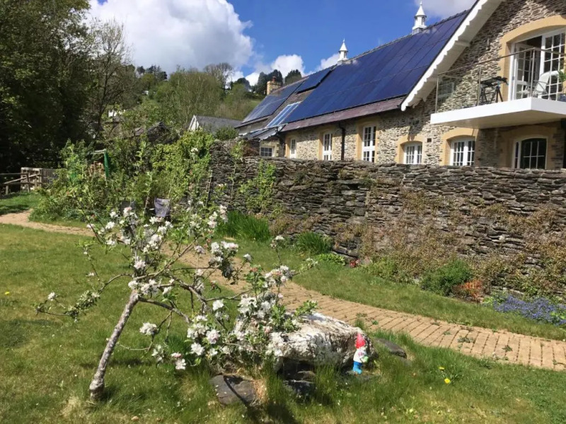 Old School Traditional B & B