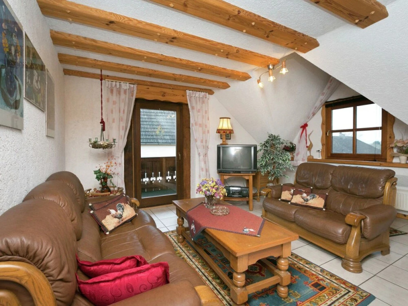 Warm Apartment in Bombogen Germany with Private Parking