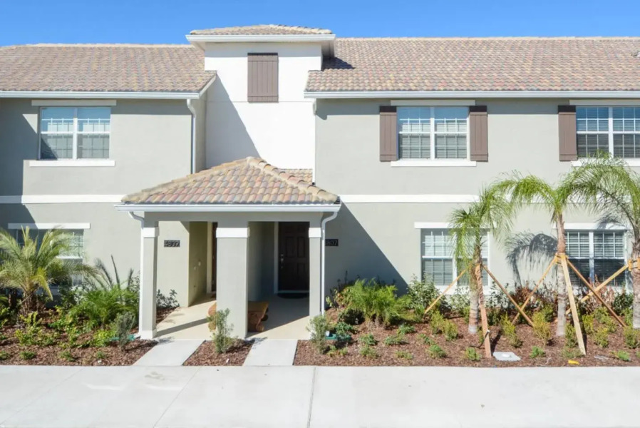 4 Bedrooms villa - Storey Lake