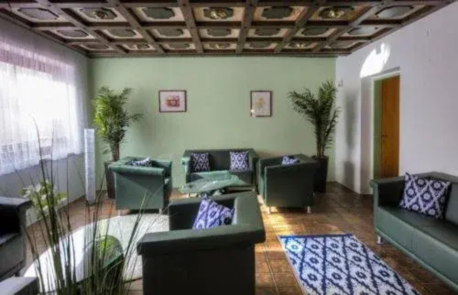 Turmhof Breitenbrunn