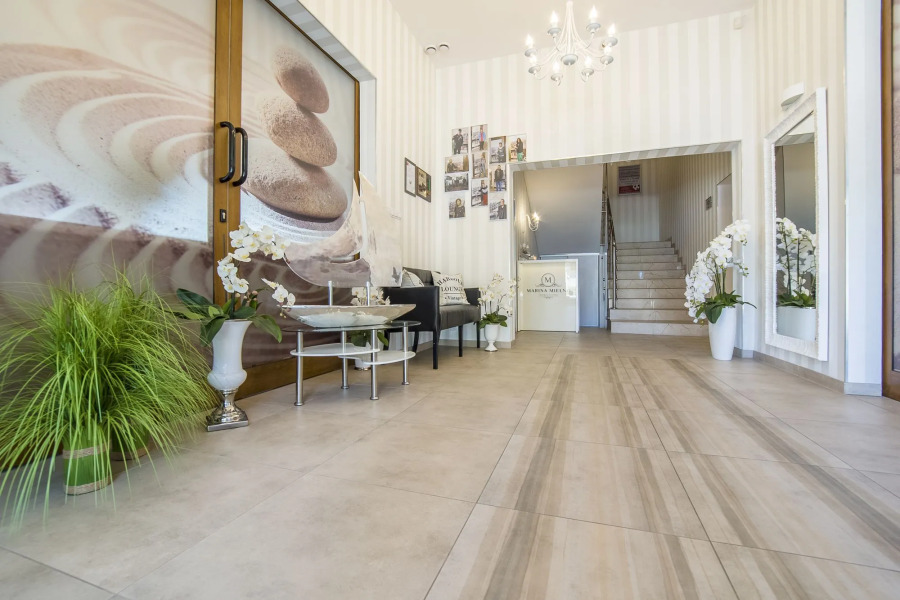 Marina Mielno z widokiem na Jezioro