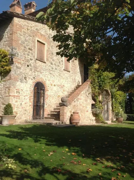 Magnolia House