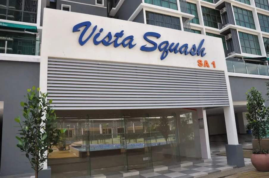 Lawang Suite 2 Bedroom Corner Apartment