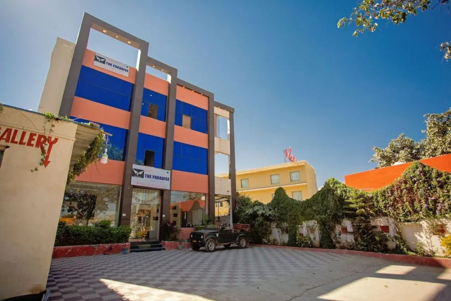Hotel The Paradise