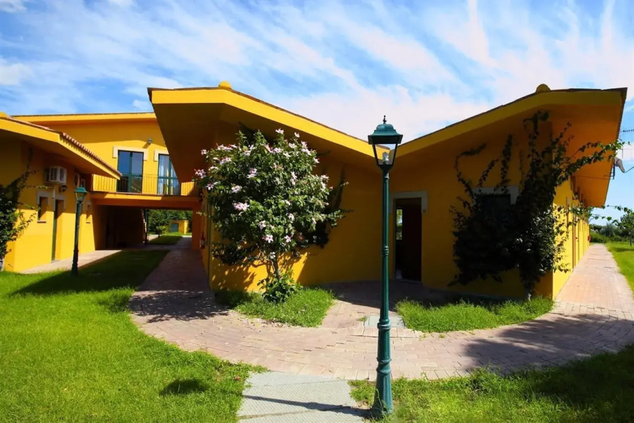 Marina del Marchese Beach Resort