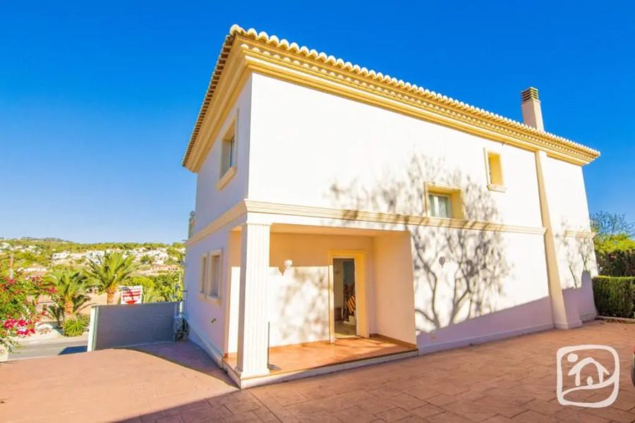 Abahana Villas La Marina