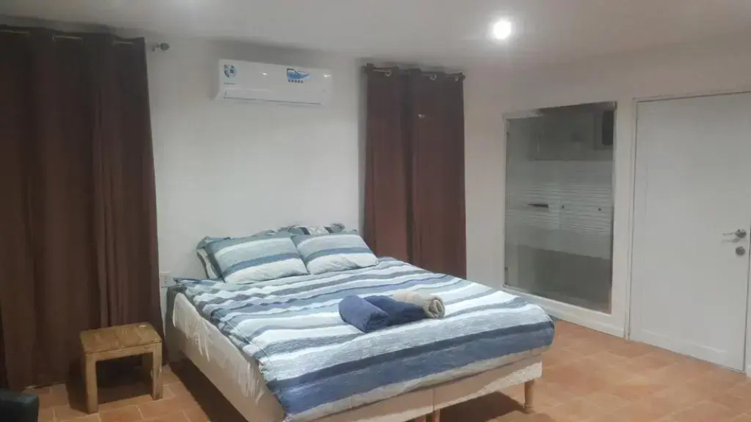 Studio with beautiful sea view