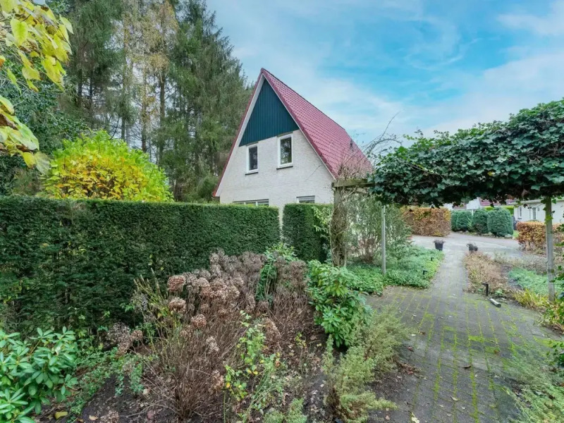 Free Holiday Home With big Garden