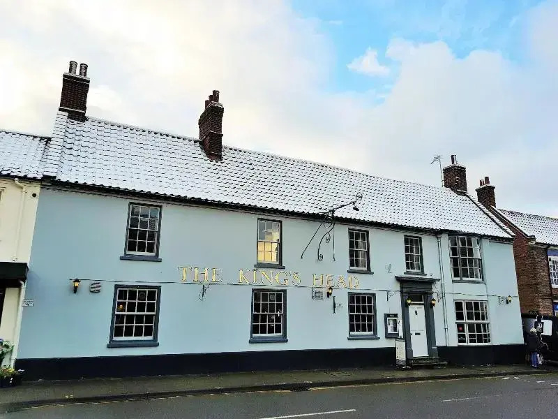 Kings Head Holt