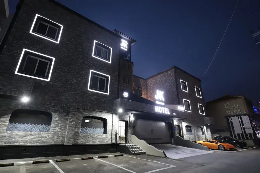 Gunsan JNK Classic Hotel - Black