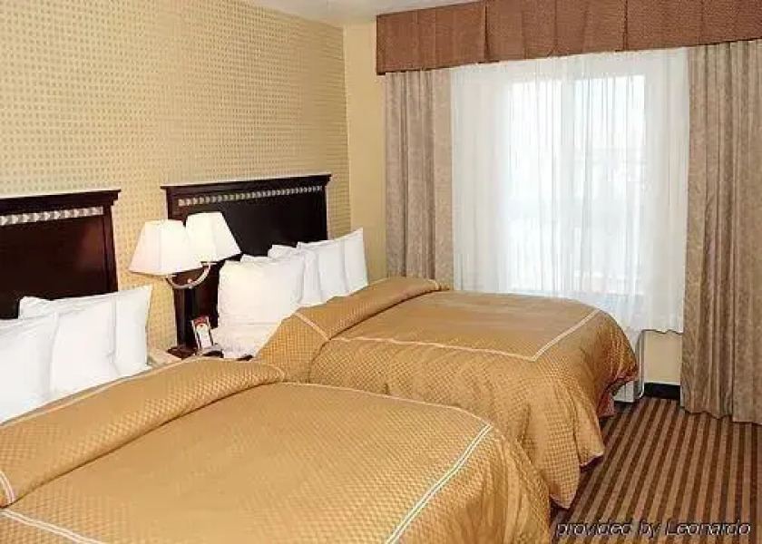 Comfort Suites I-80 W. Of UCD