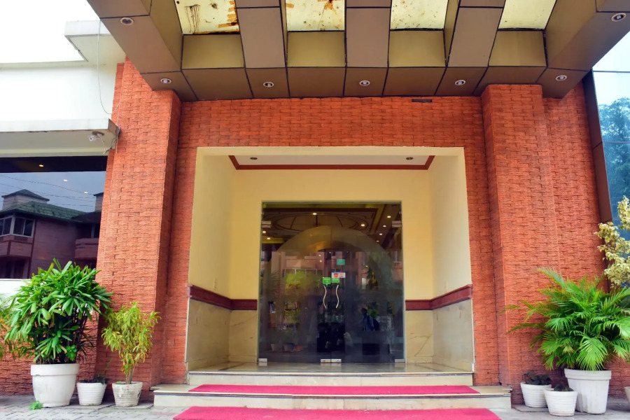 Hotel Vasundhara Palace Rishikesh