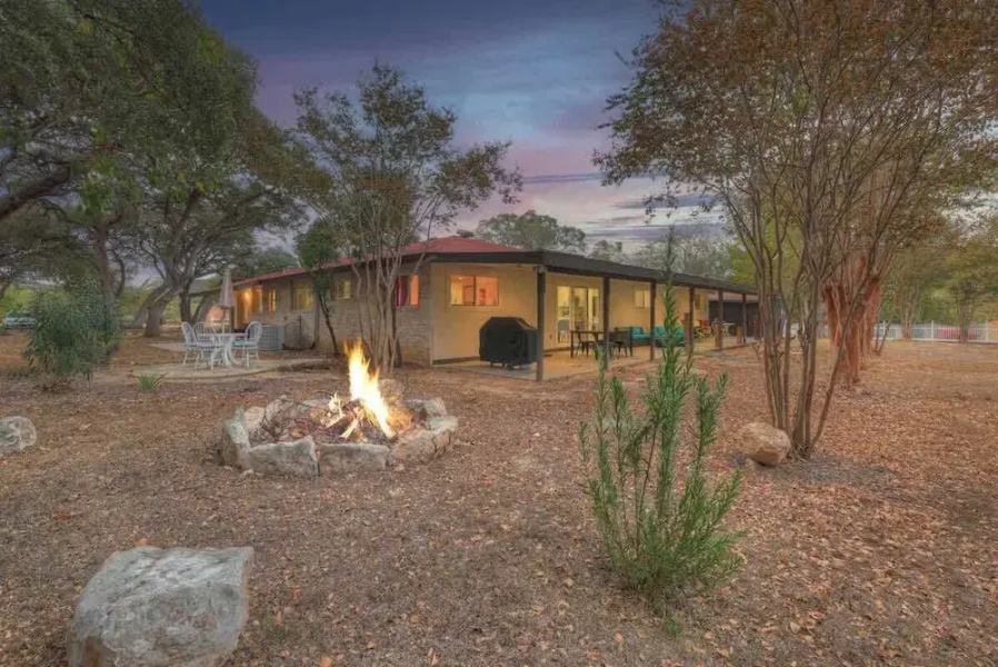 Whitewater River House - Game Room, Firepit, Walking Distance to Whitewater Amphitheater!
