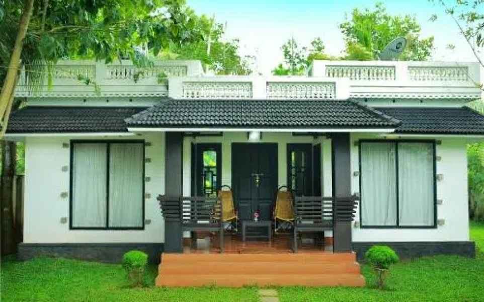 Mayas Beach House - Boutique Serviced Villa