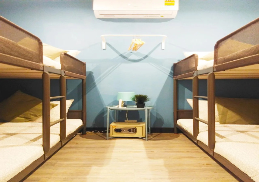 Sleep With Me Bangkok - BTS Phra Khanong