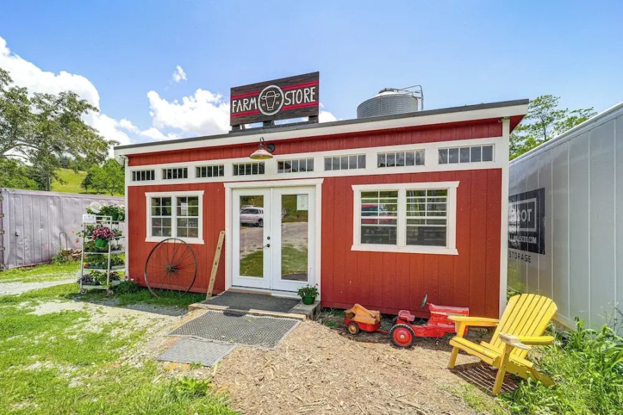 Mtn-view Deck: Scenic Glamping Getaway Near Boone!